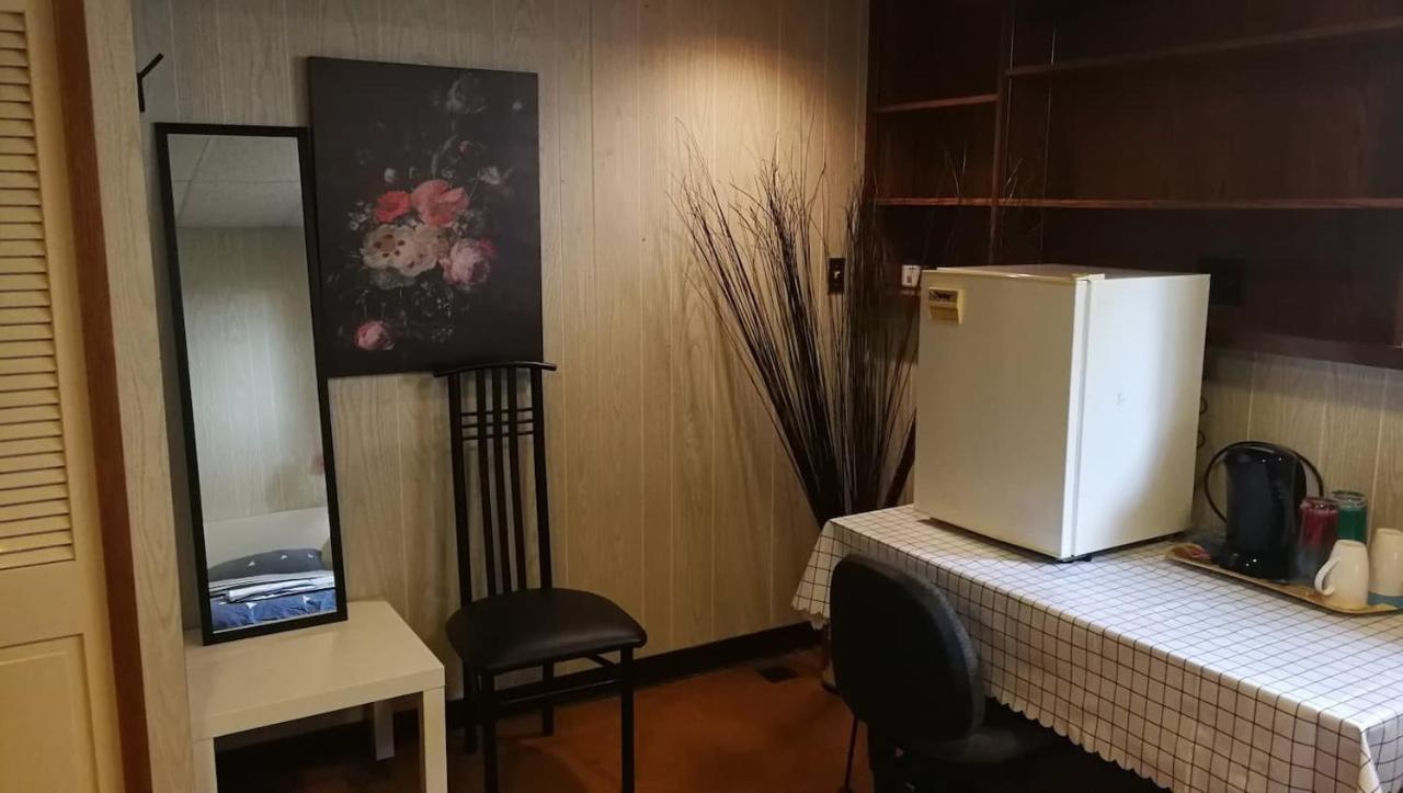 Burnaby East Home Ngoại thất bức ảnh