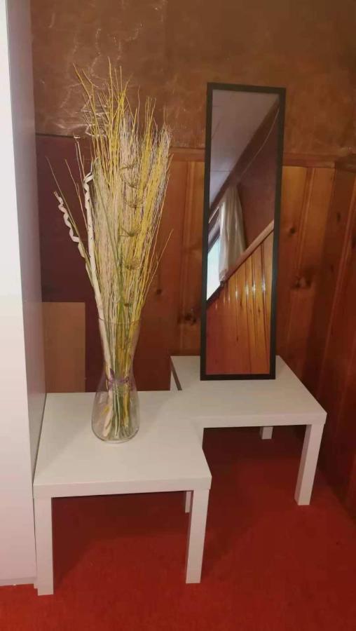 Burnaby East Home Ngoại thất bức ảnh